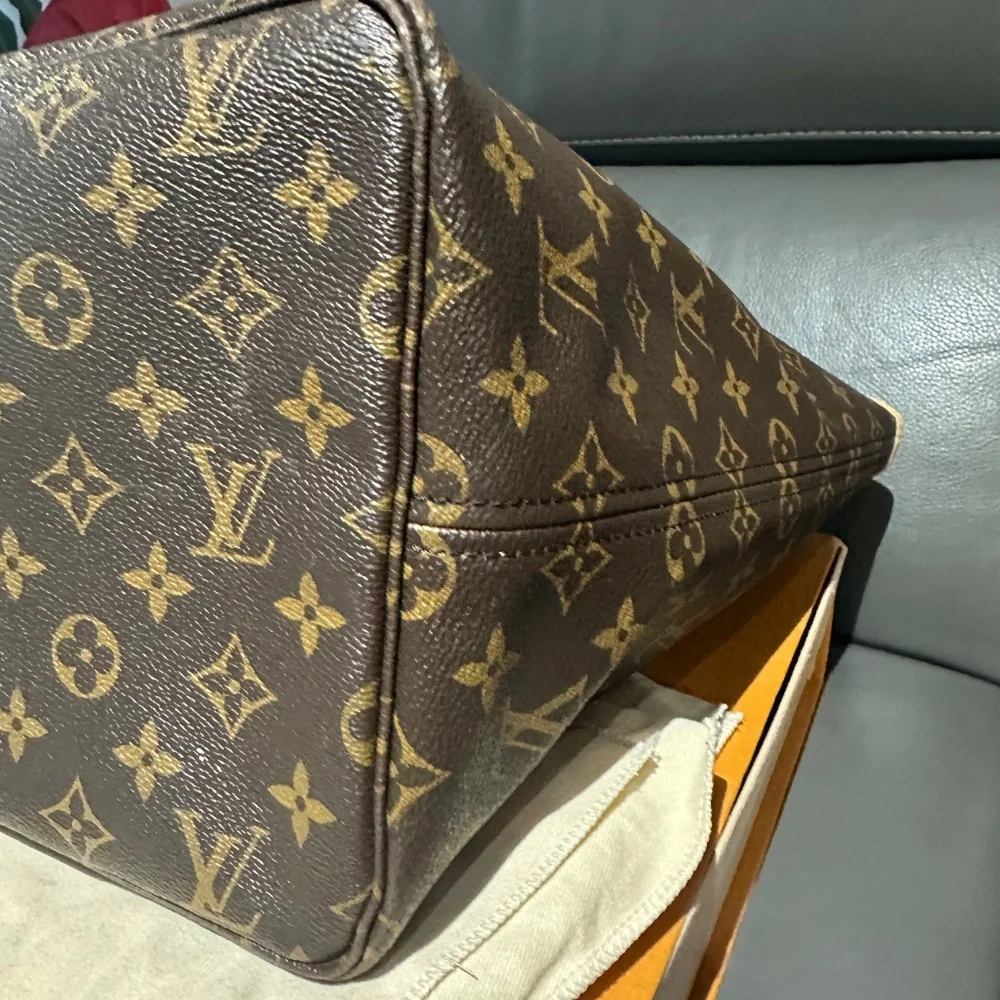 Louis Vuitton Neverfull GM - Picture 3 of 16